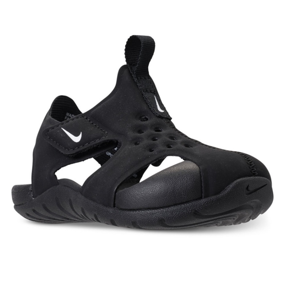 Boys Nike sunray sandals